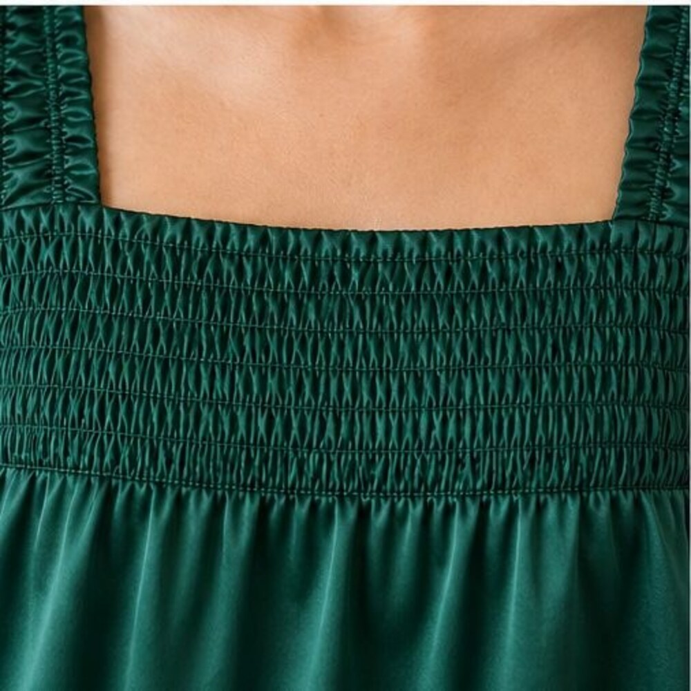 Emerald Smocked Top - Picture 4 of 6